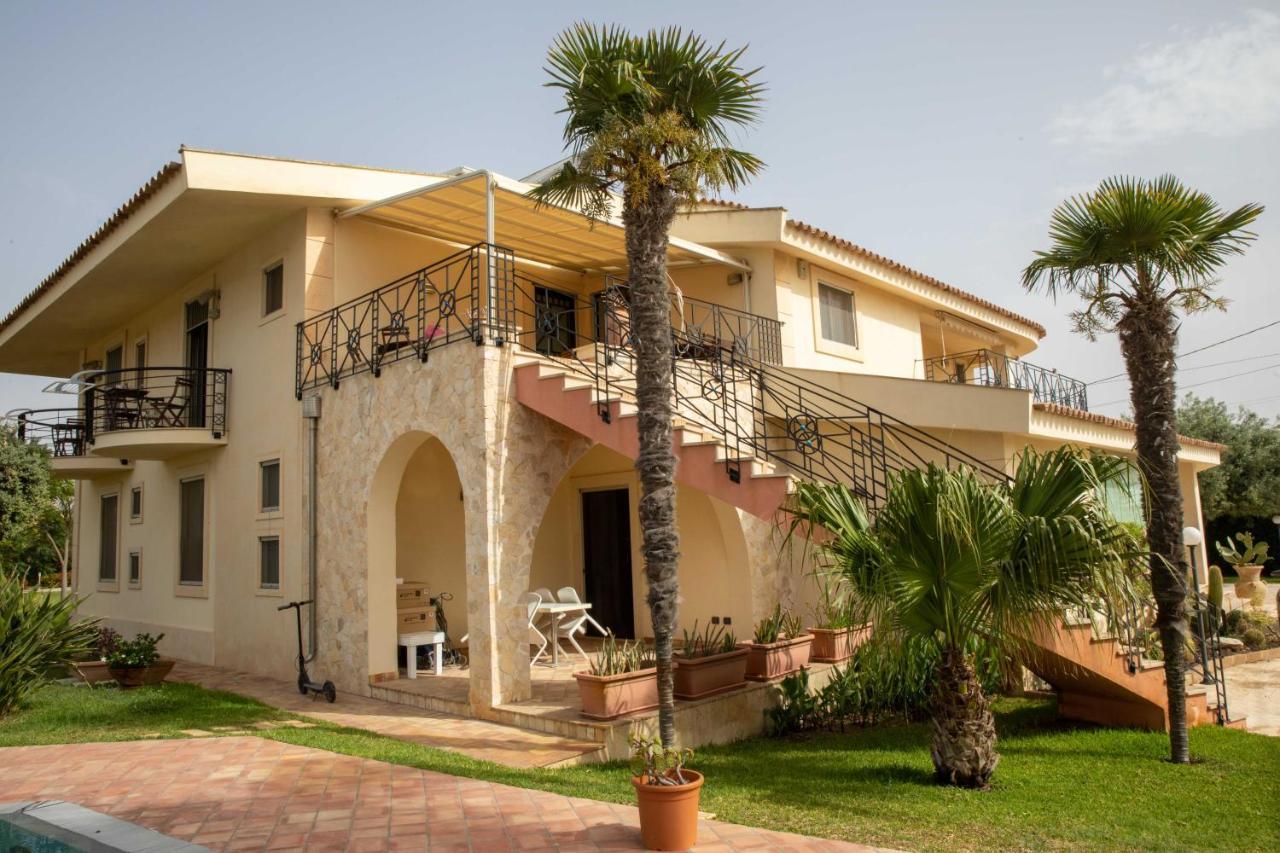 Sicilynice Avola Bagian luar foto