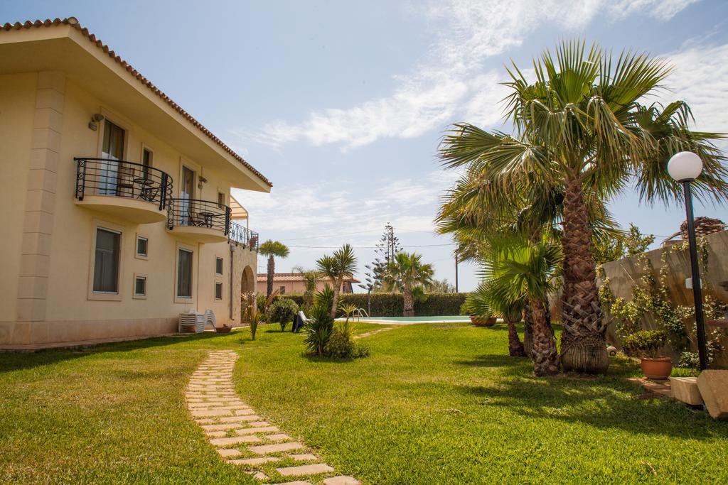 Sicilynice Avola Bagian luar foto